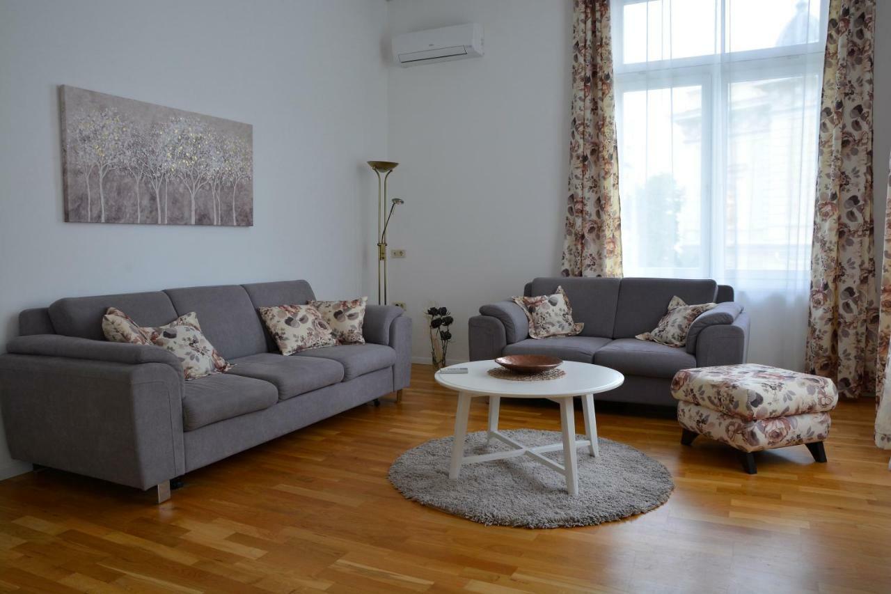 Superior Seaview Apartment Opatija Buitenkant foto