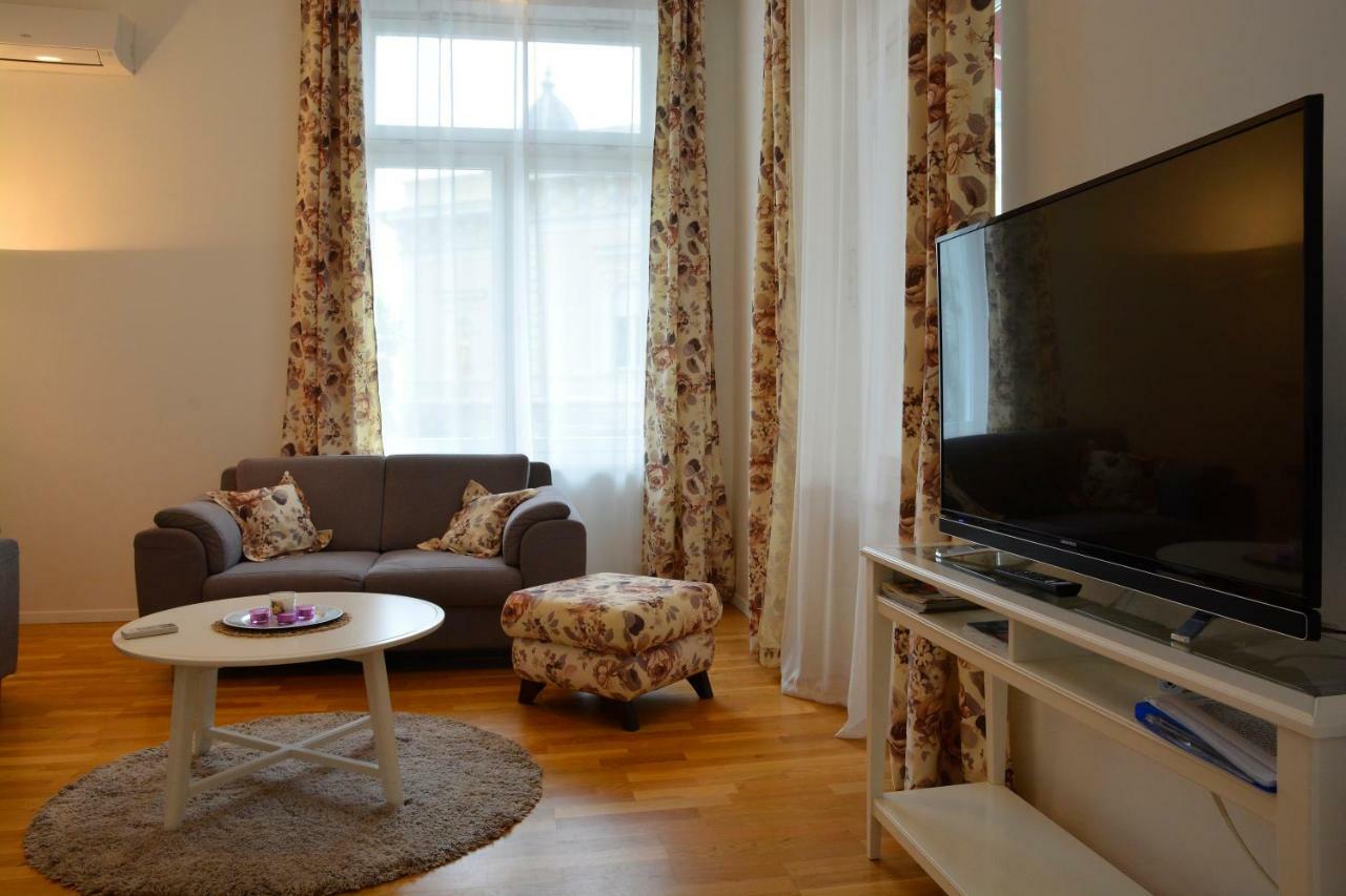 Superior Seaview Apartment Opatija Buitenkant foto